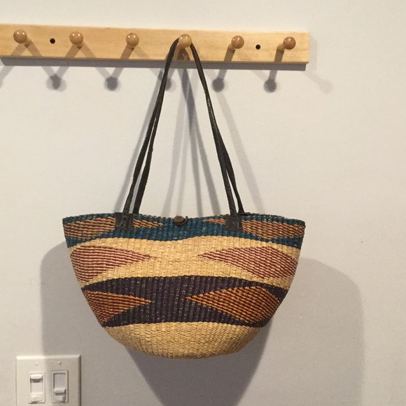 Vintage Handbags - Woven Basket/Handbag -PRICE FIRM